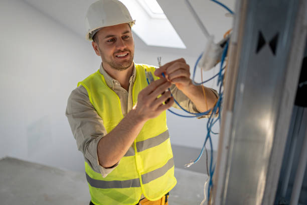 Best Affordable Emergency Electrician  in Bellwood, PA